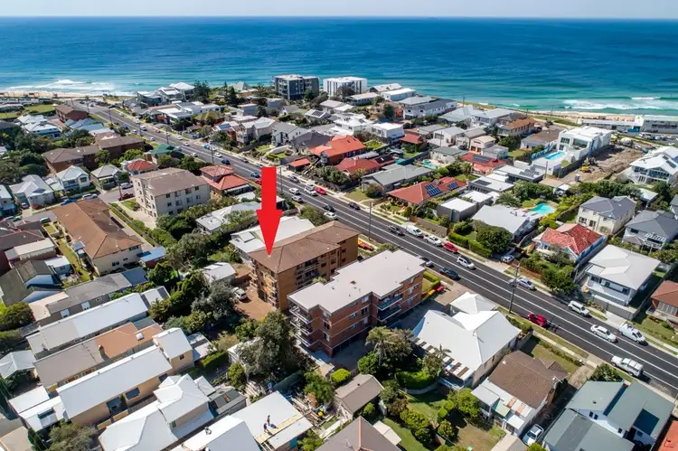 2/18 Helen Street, Merewether NSW 2291