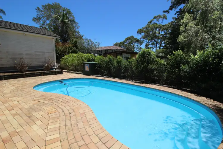 12 Naree Rd, Frenchs Forest NSW 2086