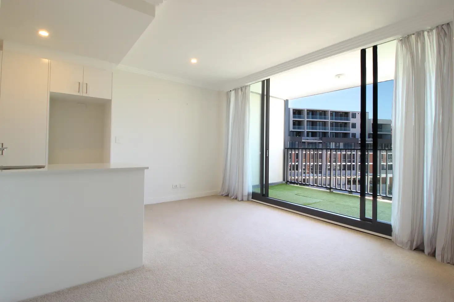 Main view of Homely unit listing, 204/822 Pittwater Rd, Dee Why NSW 2099