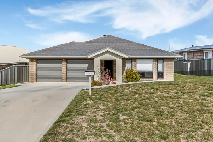 5 Bigwood Place, Goulburn NSW 2580