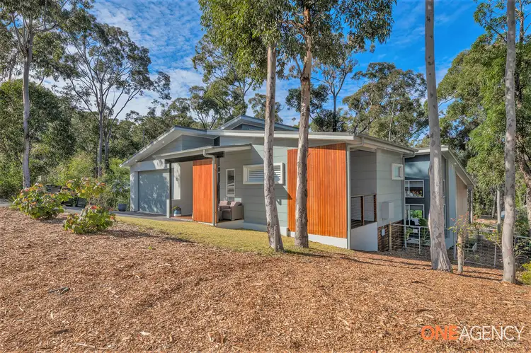 27 Bentwing Parade, Murrays Beach NSW 2281