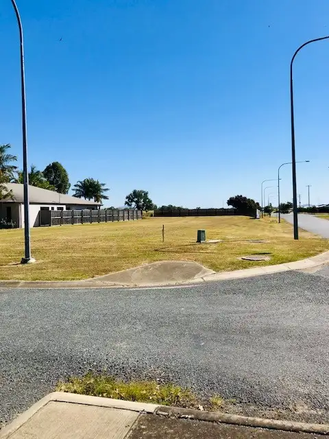 2 Callaway Court, Bakers Creek QLD 4740