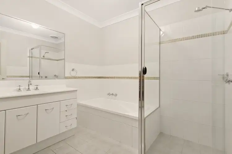 Sixth view of Homely unit listing, 2/39 Carnarvon Circuit, Ashtonfield NSW 2323
