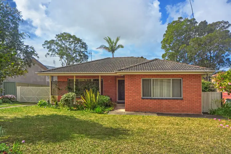 12 Hockey Street, Nowra NSW 2541
