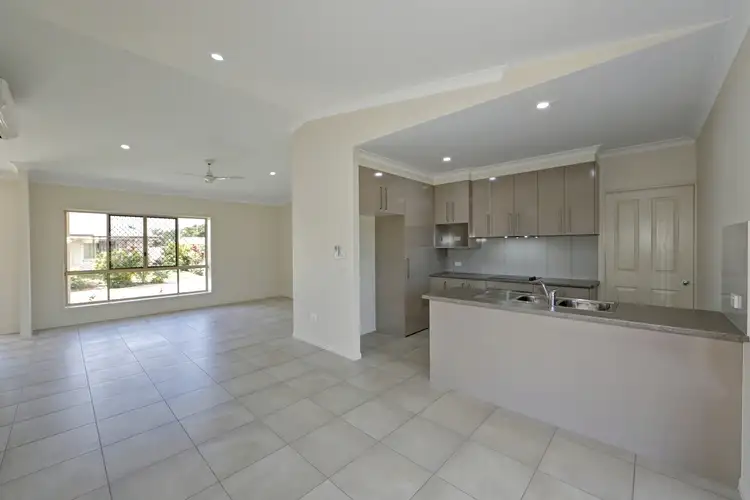 Fifth view of Homely unit listing, 3/32 Heaps Street, Avenell Heights QLD 4670