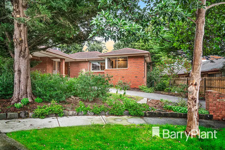 5 Olsen Close, Mooroolbark VIC 3138