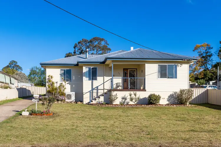 36 Memorial Avenue, Stroud NSW 2425