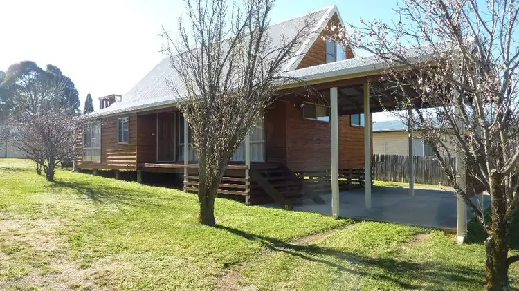 1/2 Hoskin Street