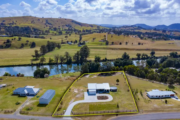 11 Waterview Road, Clarence Town NSW 2321