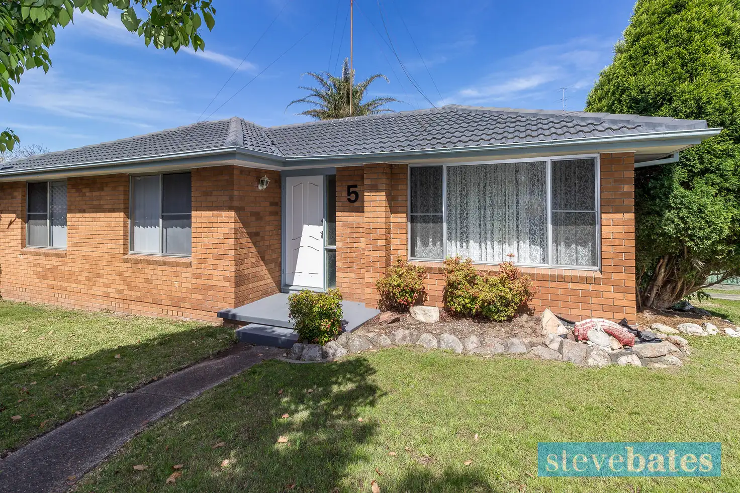 Main view of Homely house listing, 5 Cobham Close, Raymond Terrace NSW 2324