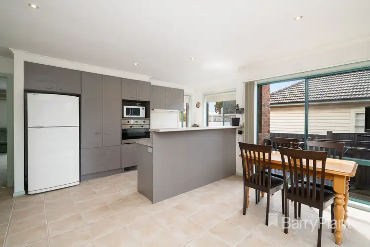 Fifth view of Homely unit listing, 1/10 Gilmour Road, Bentleigh VIC 3204