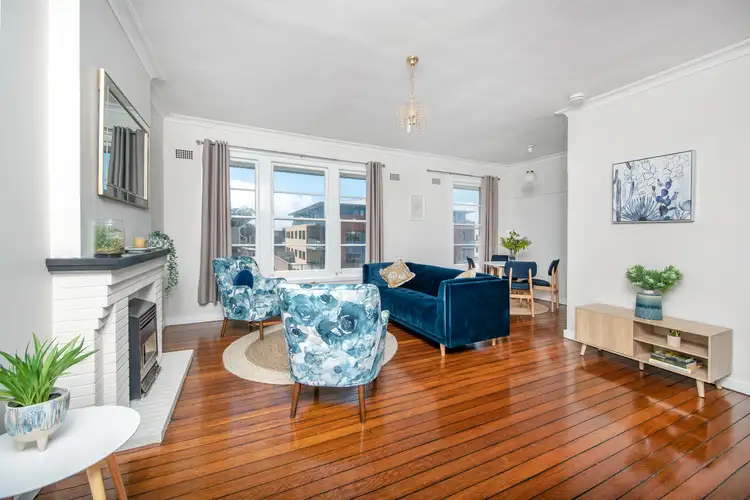 8/79 Tudor Street, Hamilton NSW 2303