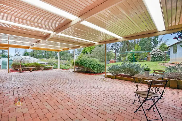18 Currajong Avenue, Kinglake VIC 3763