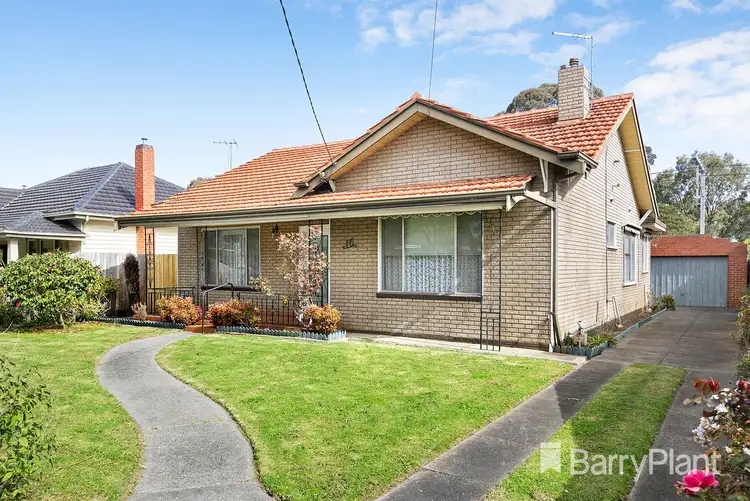 16 Willesden Road, Hughesdale VIC 3166