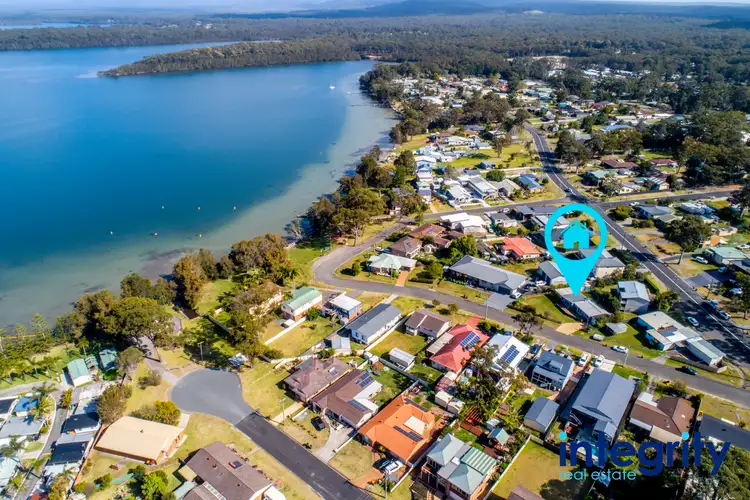 2 Graham Avenue, St Georges Basin NSW 2540