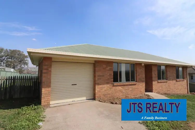 27 Wollombi Road, Muswellbrook NSW 2333