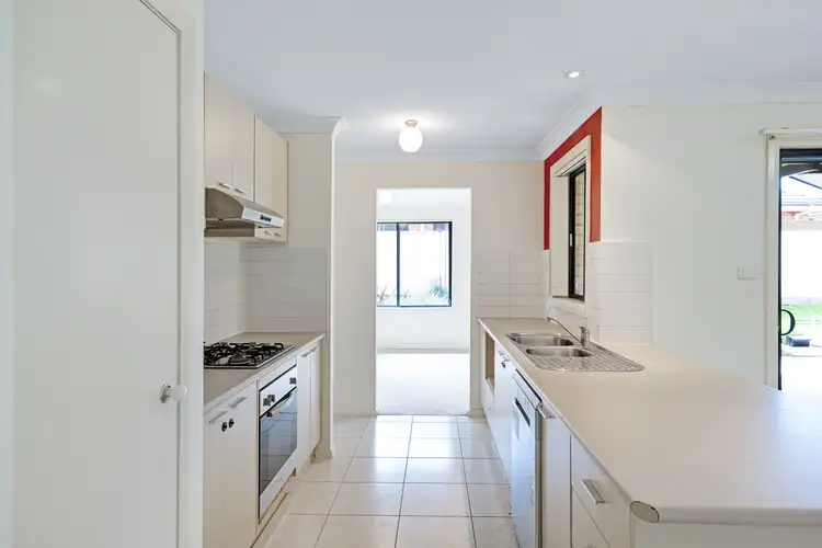 Fourth view of Homely house listing, 2 Franks Close, East Branxton NSW 2335