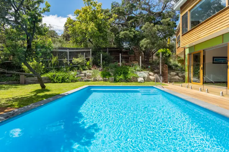 8 Roberts Street, Rye VIC 3941