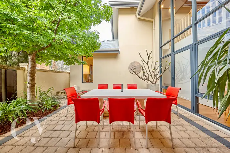 27B Chalmers Street, Fremantle WA 6160