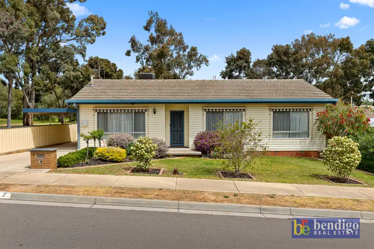 2 Peel Street, Quarry Hill VIC 3550