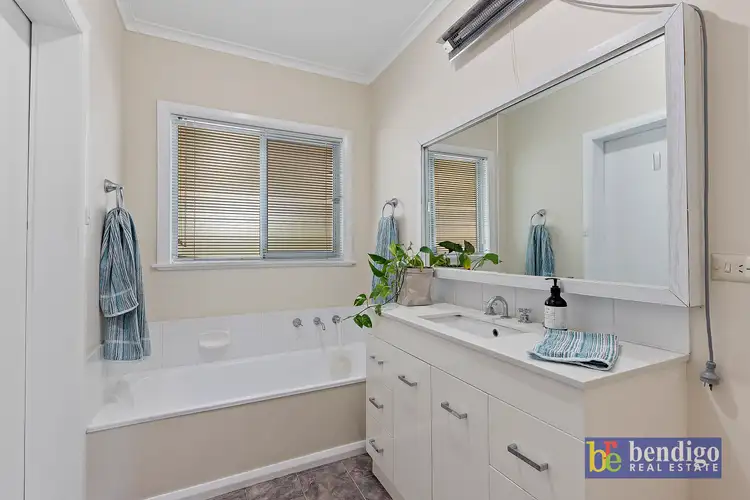Fifth view of Homely house listing, 2 Peel Street, Quarry Hill VIC 3550