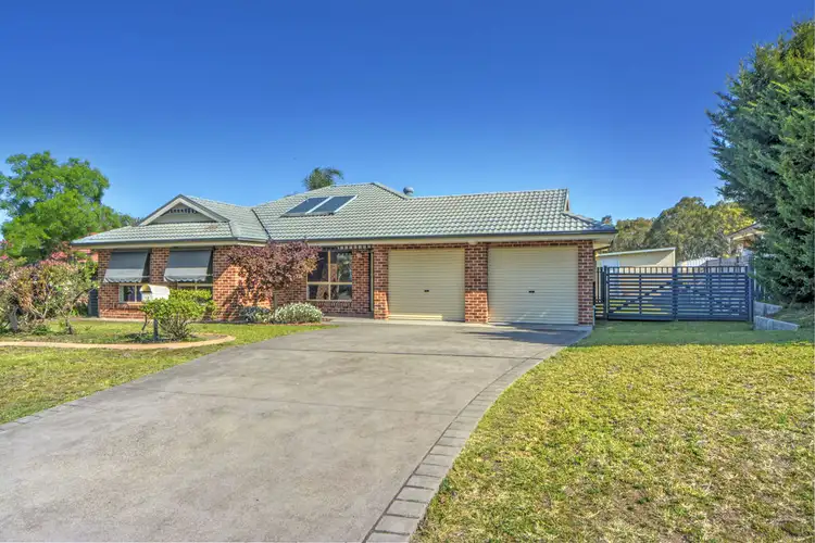 18 Socrates Place, Worrigee NSW 2540