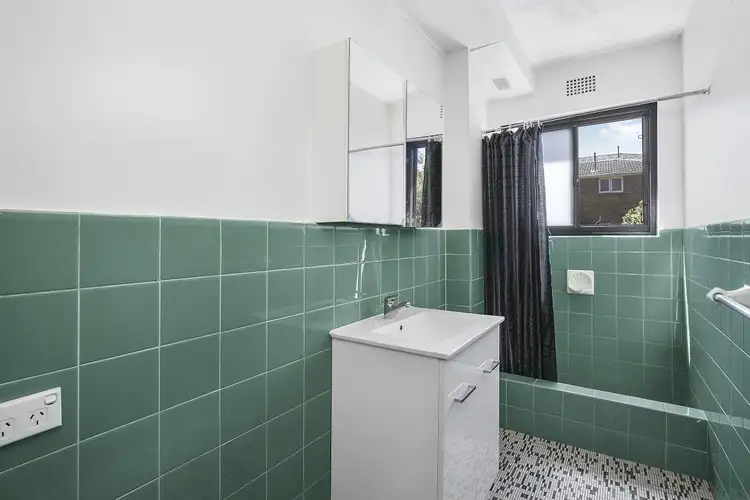 Fourth view of Homely apartment listing, 2/14 Pacific Parade, Dee Why NSW 2099