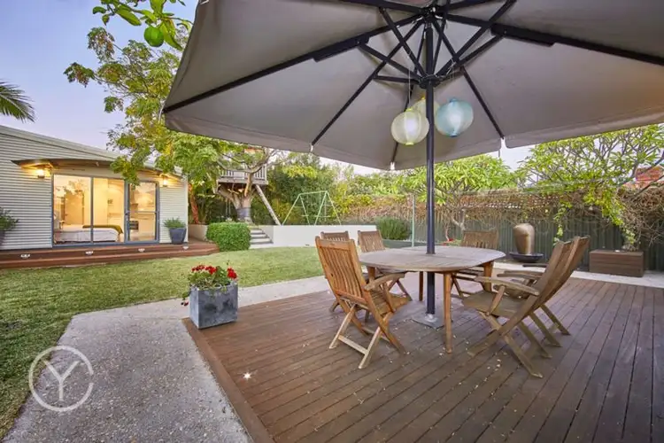 26 Fifth Avenue, Beaconsfield WA 6162