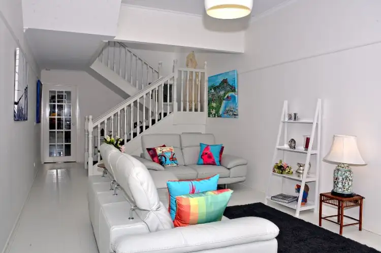 Second view of Homely townhouse listing, 1/484 David Street, Albury NSW 2640