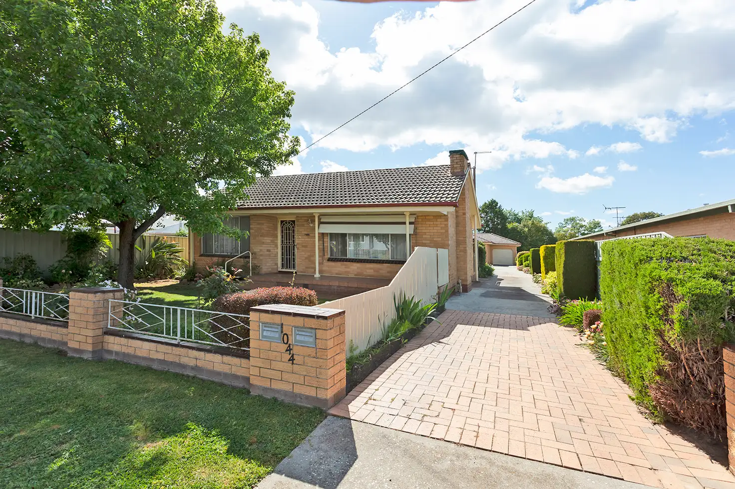 Main view of Homely townhouse listing, 1/1044 Corella Street, North Albury NSW 2640