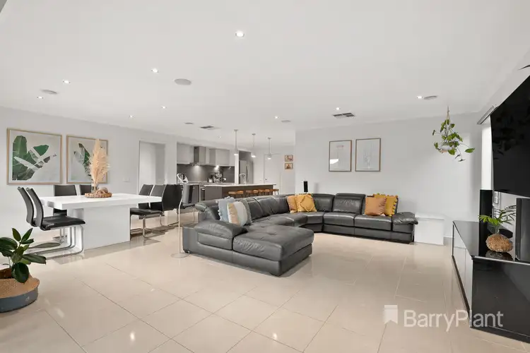 Fourth view of Homely house listing, 5 Tiverton Circuit, Mooroolbark VIC 3138