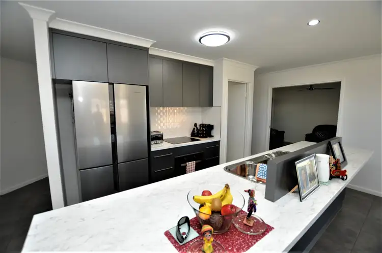 Third view of Homely house listing, 7 Randall Court, Kalkie QLD 4670