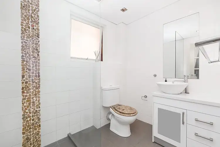 Fourth view of Homely unit listing, 4/10-12 Banksia Road, Caringbah NSW 2229