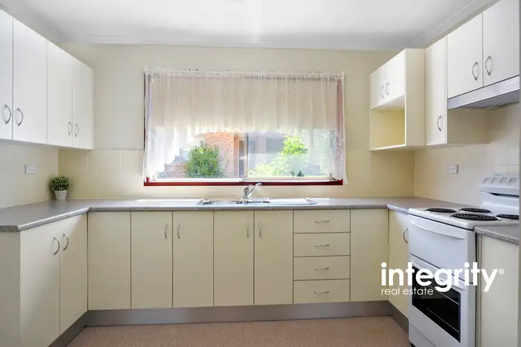 Fifth view of Homely villa listing, 6/6 Carisbrooke Close, Bomaderry NSW 2541