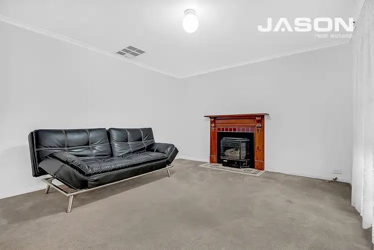 Sixth view of Homely house listing, 8 Witton Court, Greenvale VIC 3059