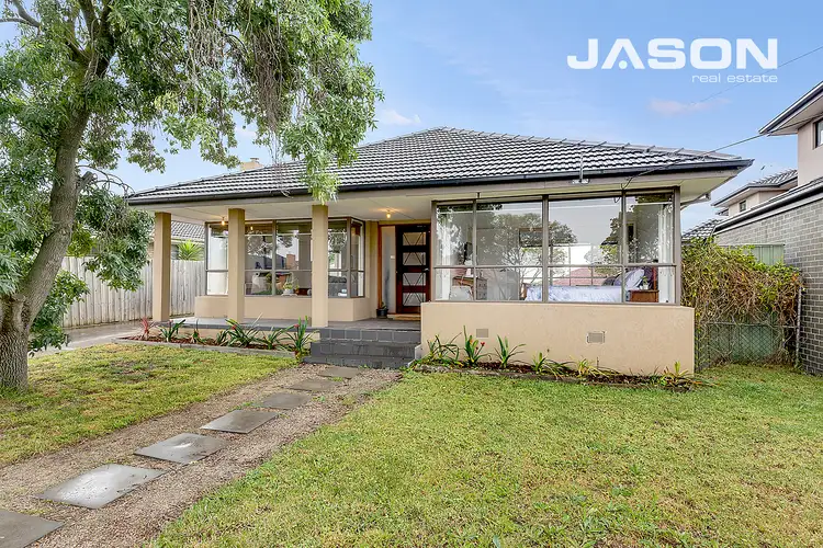 16 Gordon Street, Tullamarine VIC 3043