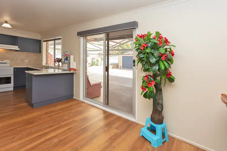 Sixth view of Homely house listing, 12 Dimbanna Court, Springdale Heights NSW 2641