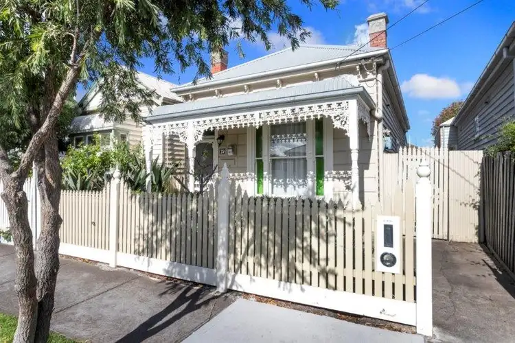 25 Browning Street, Seddon VIC 3011