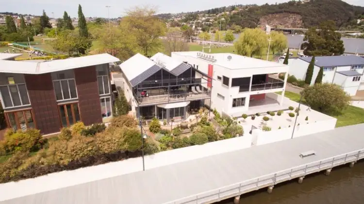16 Home Point Parade, Launceston TAS 7250