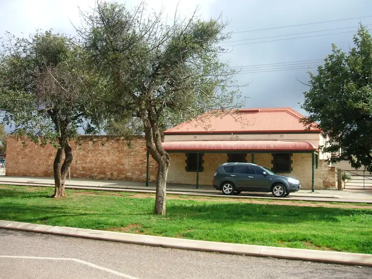 2 FIRST STREET,, Quorn SA 5433