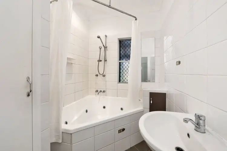 Seventh view of Homely house listing, 399 Lovers Walk, Woongarra QLD 4670