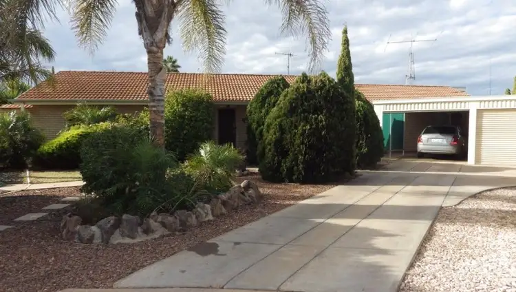 4 SARRE CLOSE, Whyalla Stuart SA 5608