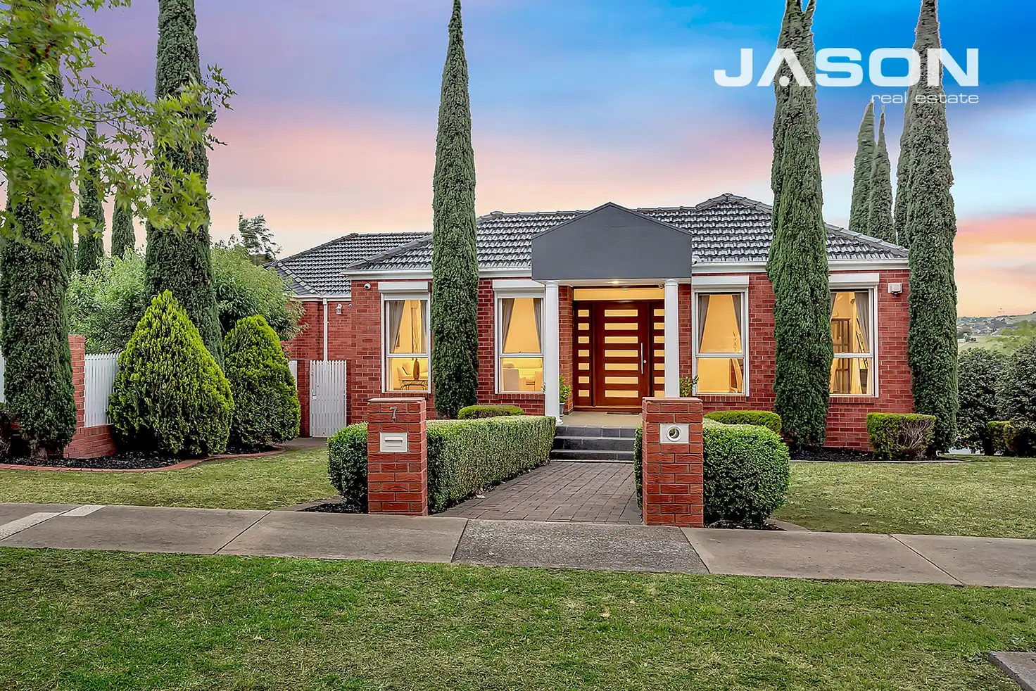Main view of Homely house listing, 7 Piccadilly Court, Greenvale VIC 3059