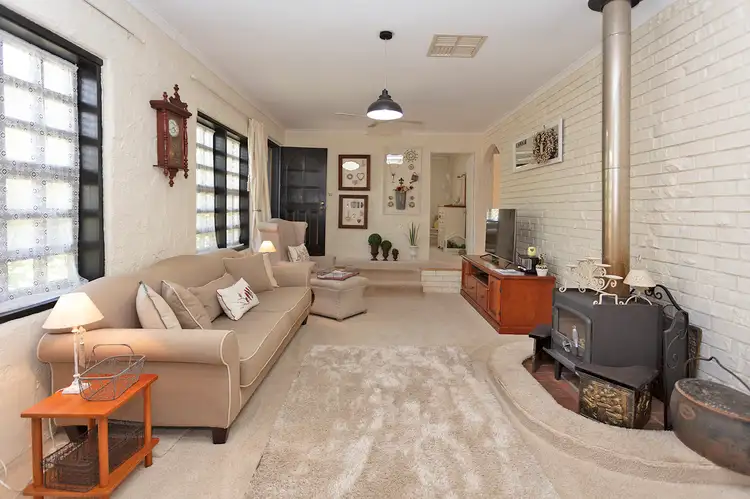 2/551 Lyne Street, Lavington NSW 2641
