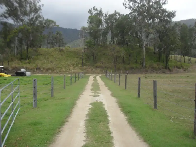 6287 Mackay - Eungella Road, Netherdale QLD 4756