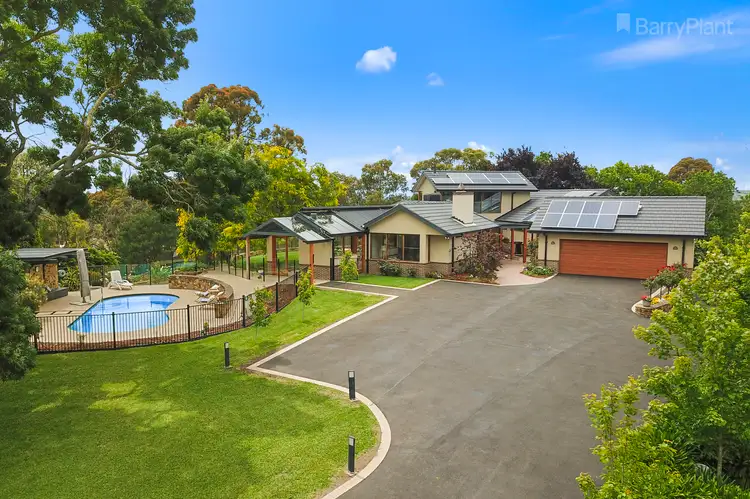 10 Old Hereford Road, Mount Evelyn VIC 3796