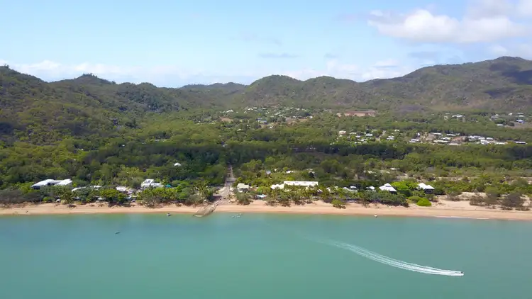15 Bay Vista Court, Horseshoe Bay QLD 4819