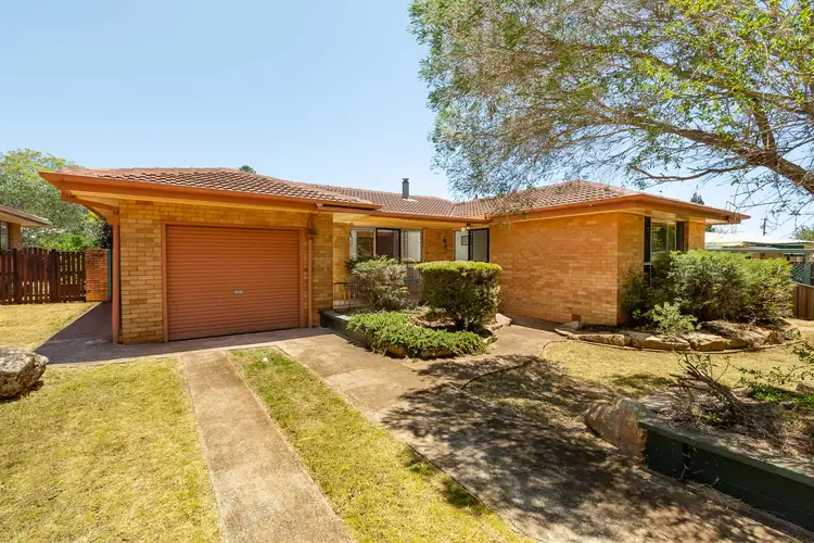 7 Cloake Street, Rockville QLD 4350