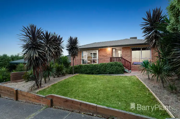 22 Chevalier Crescent, Mooroolbark VIC 3138