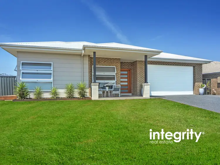 22 Wattlebird Road, South Nowra NSW 2541